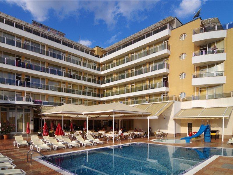 Hotel Plamena Palace พรีมอร์สโก ภายนอก รูปภาพ