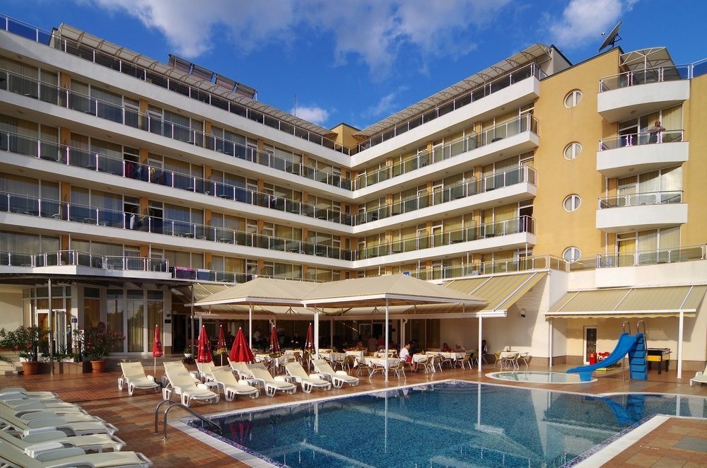 Hotel Plamena Palace พรีมอร์สโก ภายนอก รูปภาพ